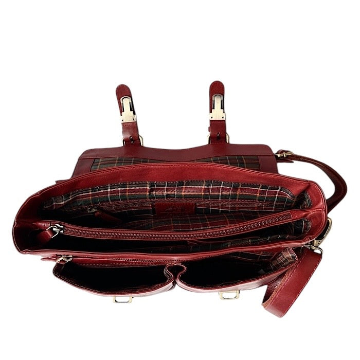 Messenger Hunter Stone