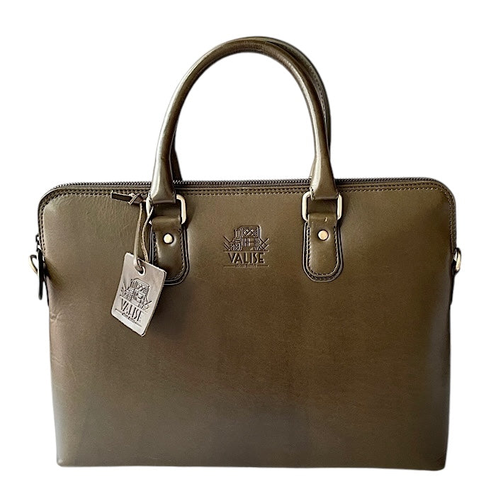 Medium ビジネス ライトレーシンググリーン