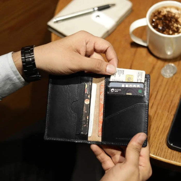 Primehide レザーカードケース 2501 Black