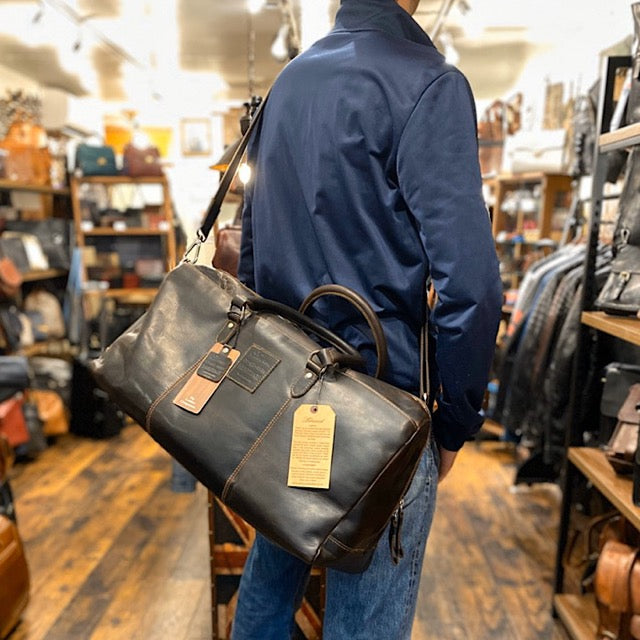 OILY HUNTERボストン Brown