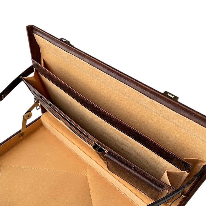 【限定品】 ブリーフケース ライトレーシンググリーン