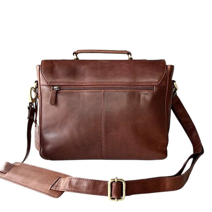 Messenger Royal Brown