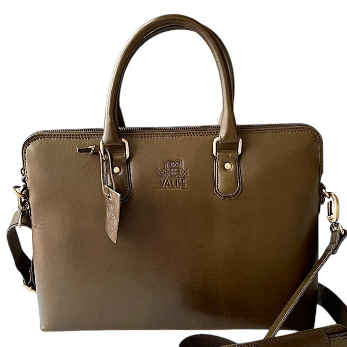 Medium ビジネス ライトレーシンググリーン