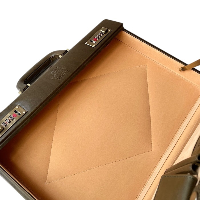 【限定品】 ブリーフケース ライトレーシンググリーン