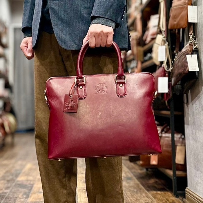 Medium ビジネス ブラックチェリー