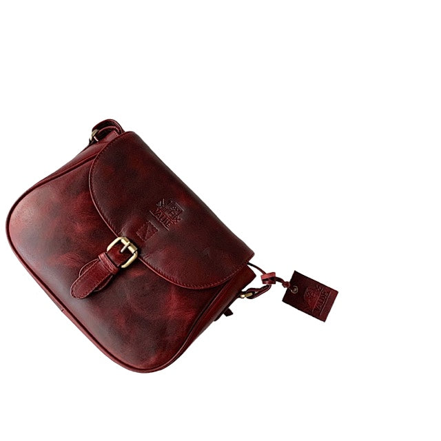 Olivia ブラックチェリー