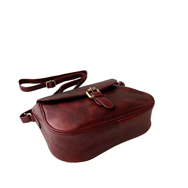 Olivia ブラックチェリー