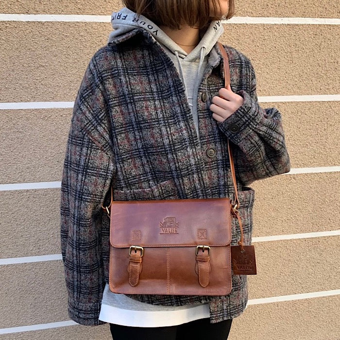 Small サッチェル ゴールデンタン