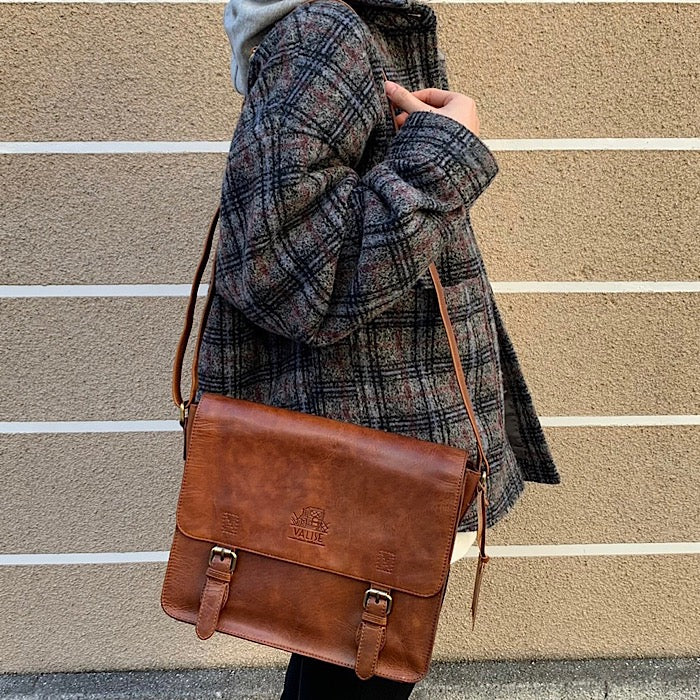 Medium サッチェル ゴールデンタン