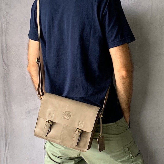 Small サッチェル スモーキーグレイ