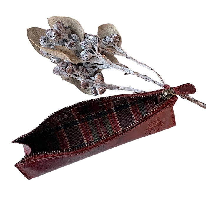 Valise Pencil Case II Black Cherry