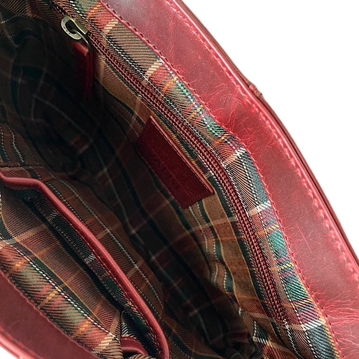 クラッチ ブラックチェリー