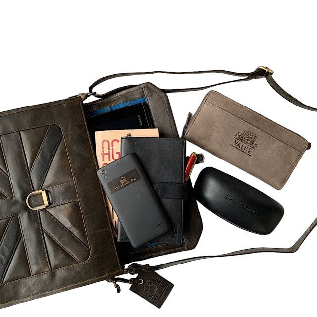 ANNIVERSARYミディアム レーシンググリーン