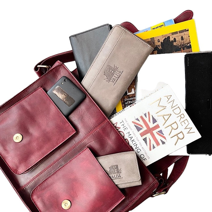 Large サッチェル ブラックチェリー