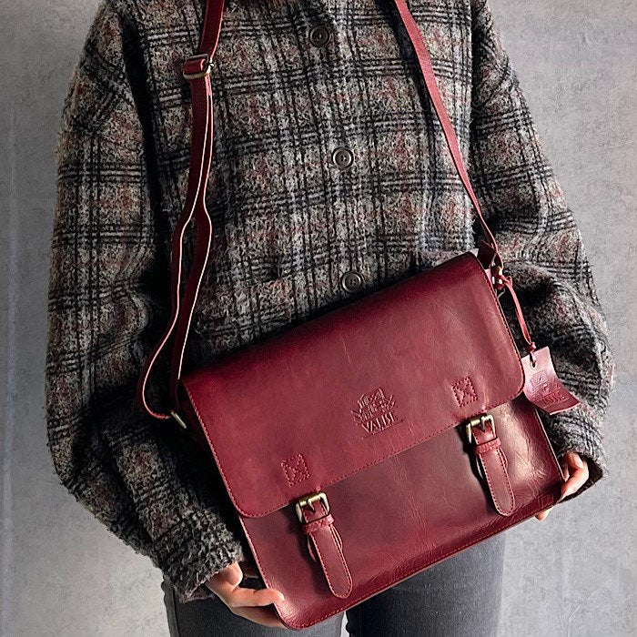 Medium Satchel Black Cherry