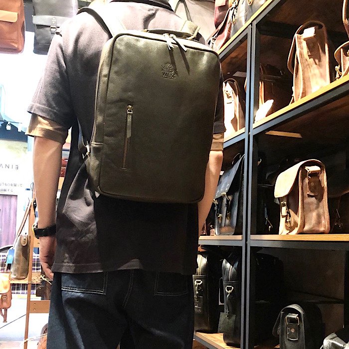 ビジネスバックパック レーシンググリーン