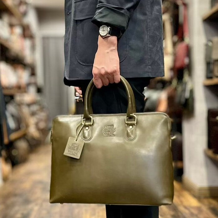 Medium ビジネス ライトレーシンググリーン