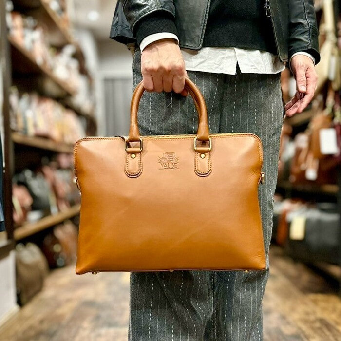 Medium ビジネス ゴールデンタン