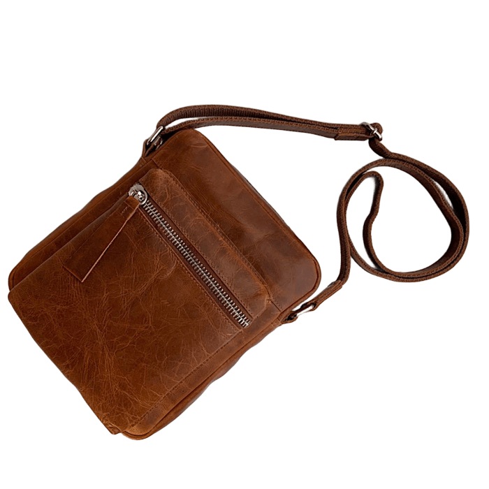 [S] OILY HUNTER Shoulder Bag Tan